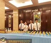 廣州陽光五星級酒店學(xué)員調(diào)酒活動(dòng)實(shí)踐